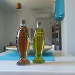 Anna's
